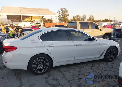 2019 BMW 530E Iperformance из США, поврежденный, VIN WBAJA9C51KB398627